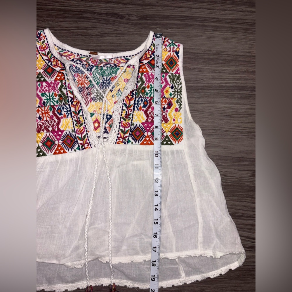Free People Lohri Embroidered Boho Tassel Top Size X-Small Ivory Multi - Picture 4 of 8